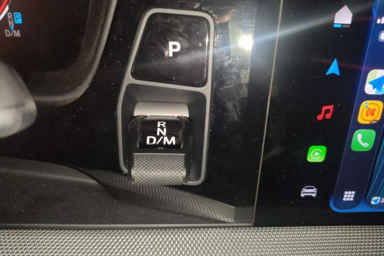 Used Porsche Cayenne 2024 Cayenne 3.0T Gear Lever