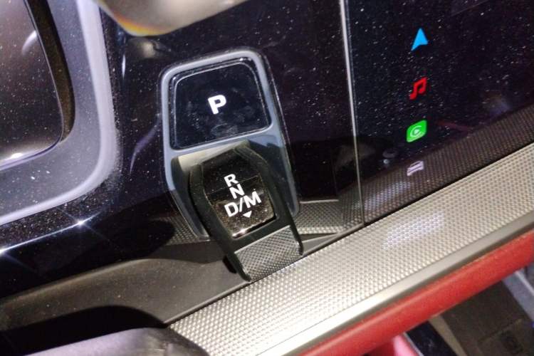 Used Porsche Cayenne 2024 Cayenne 3.0T Gear Lever
