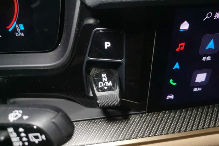 Used Porsche Cayenne 2024 Cayenne 3.0T Gear Lever