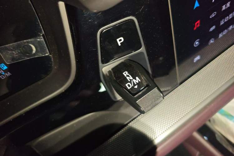 Used Porsche Cayenne 2024 Cayenne 3.0T Gear Lever