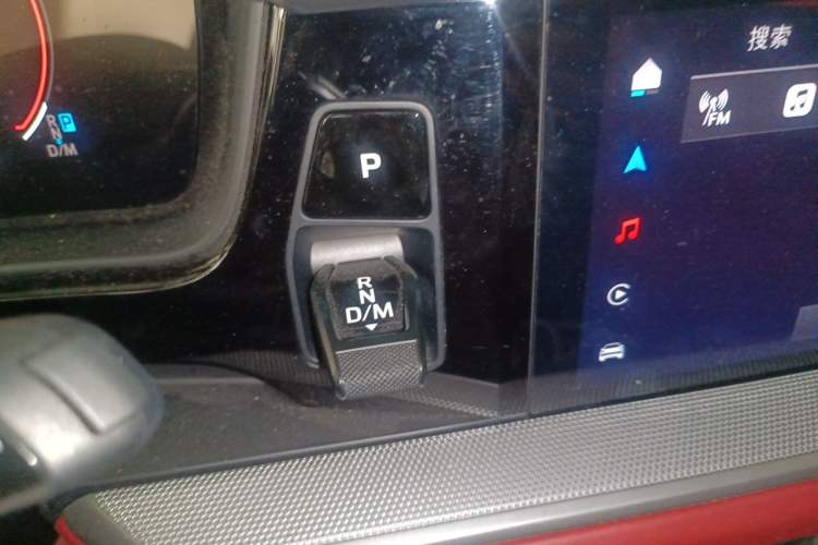 Used Porsche Cayenne 2024 Cayenne 3.0T Gear Lever