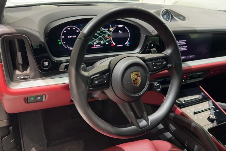 Used Porsche Cayenne 2024 Cayenne 3.0T Interior 3