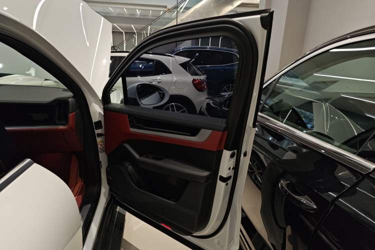 Used Porsche Cayenne 2024 Cayenne 3.0T Interior 5