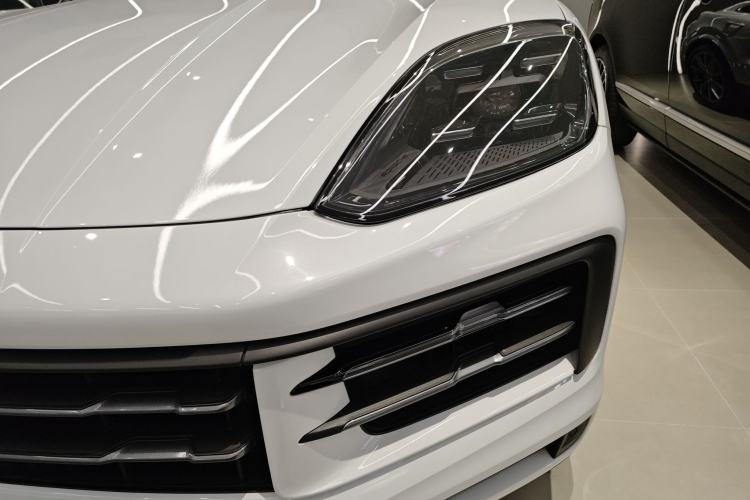 Used Porsche Cayenne 2024 Cayenne 3.0T Left Front Headlight