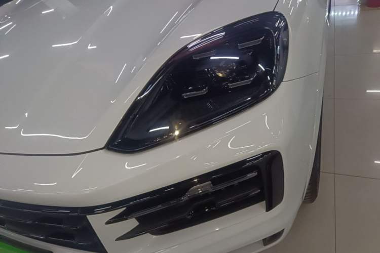 Used Porsche Cayenne 2024 Cayenne 3.0T Left Front Headlight