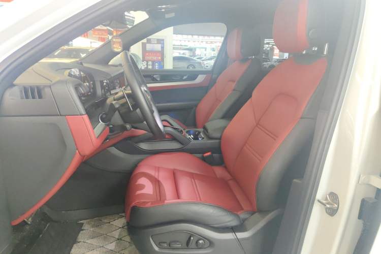 Used Porsche Cayenne 2024 Cayenne 3.0T Left Front Seat