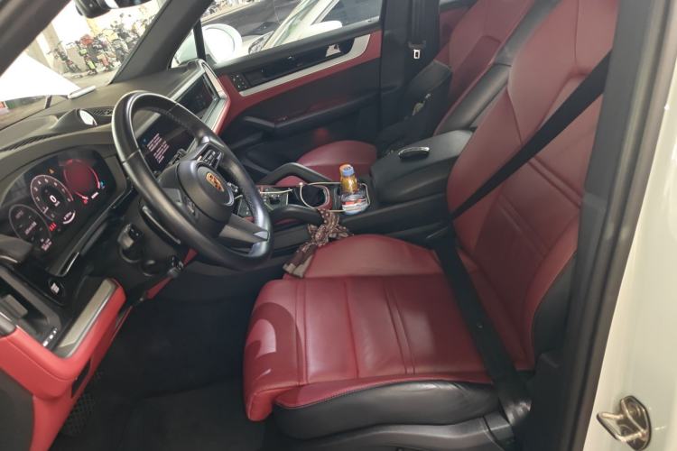 Used Porsche Cayenne 2024 Cayenne 3.0T Left Front Seat