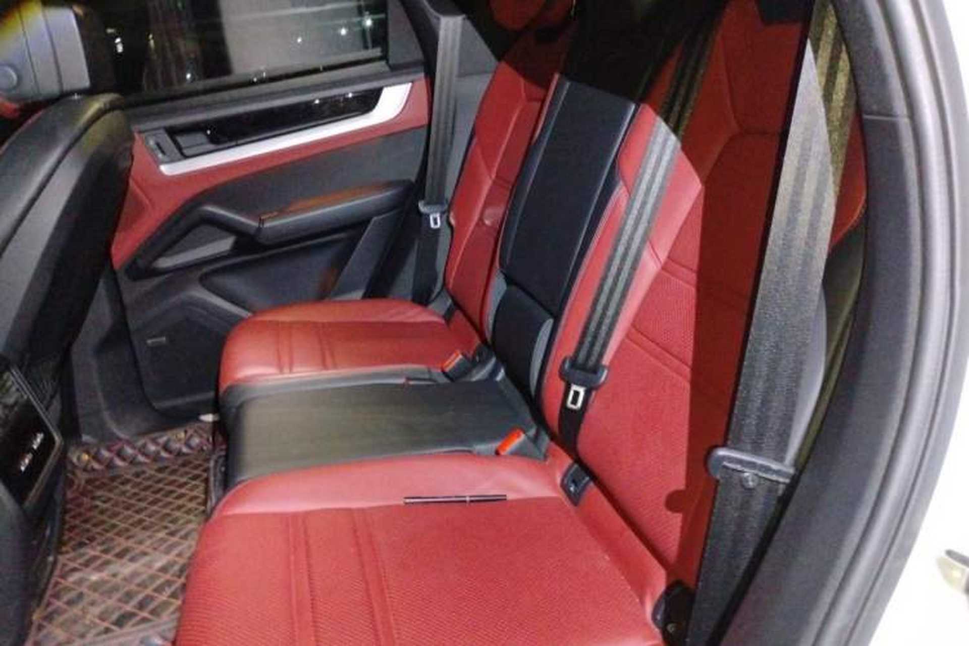 Used Porsche Cayenne 2024 Cayenne 3.0T Left Rear Seat