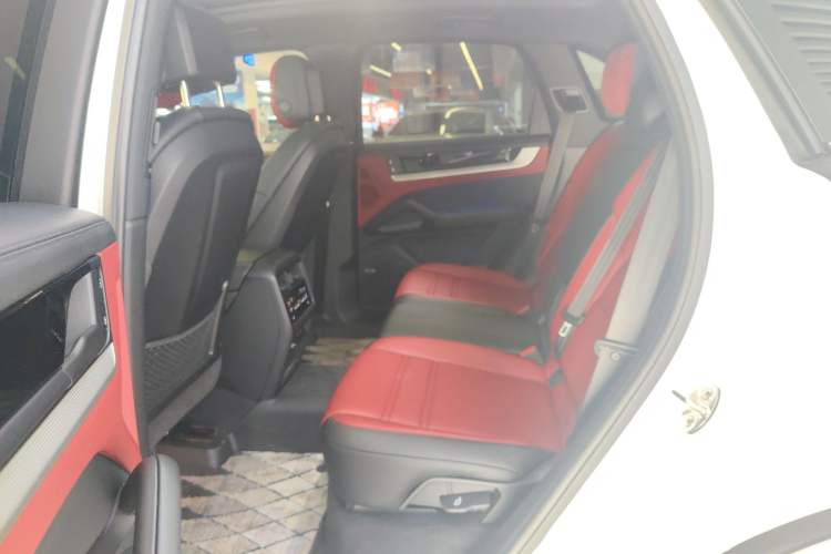 Used Porsche Cayenne 2024 Cayenne 3.0T Left Rear Seat