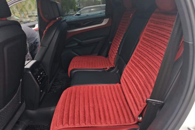 Used Porsche Cayenne 2024 Cayenne 3.0T Left Rear Seat