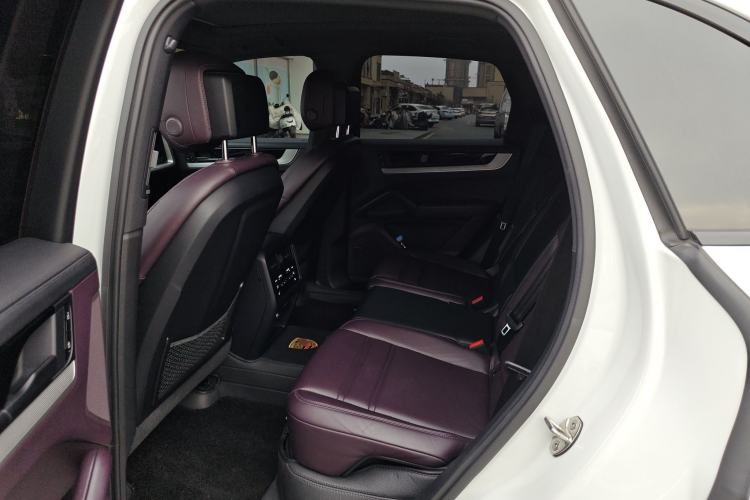 Used Porsche Cayenne 2024 Cayenne 3.0T Left Rear Seat
