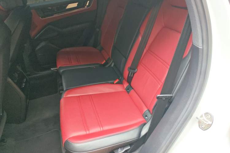 Used Porsche Cayenne 2024 Cayenne 3.0T Left Rear Seat