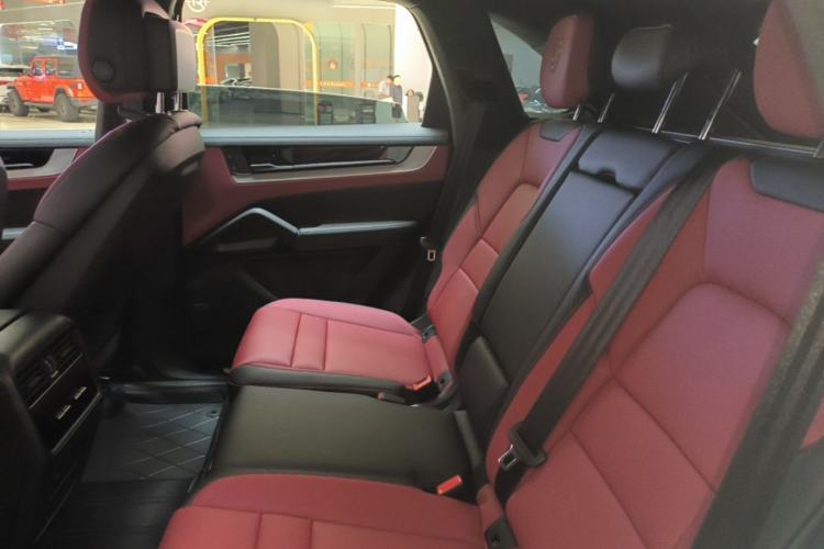 Used Porsche Cayenne 2024 Cayenne 3.0T Left Rear Seat