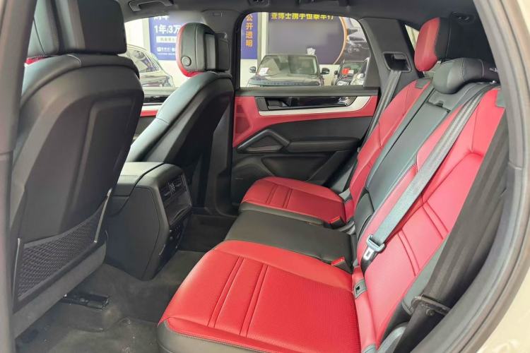 Used Porsche Cayenne 2024 Cayenne 3.0T Left Rear Seat