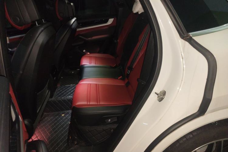 Used Porsche Cayenne 2024 Cayenne 3.0T Left Rear Seat