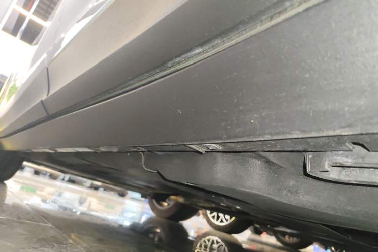 Used Porsche Cayenne 2024 Cayenne 3.0T Left Side Sill