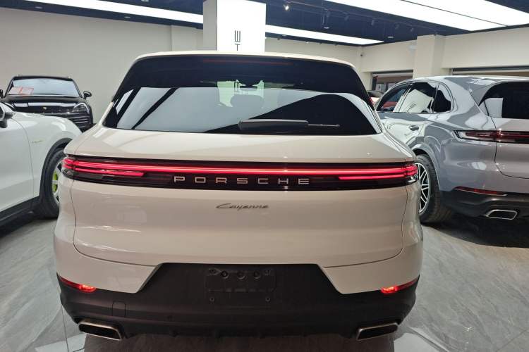 Used Porsche Cayenne 2024 Cayenne 3.0T Rear
