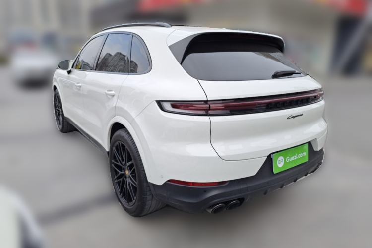 Used Porsche Cayenne 2024 Cayenne 3.0T Rear Left 45 Deg