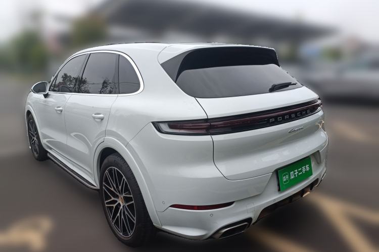 Used Porsche Cayenne 2024 Cayenne 3.0T Rear Left 45 Deg