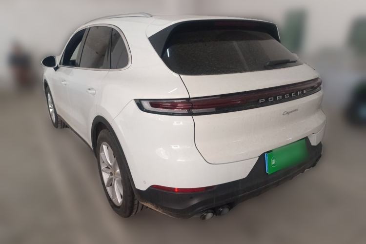 Used Porsche Cayenne 2024 Cayenne 3.0T Rear Left 45 Deg