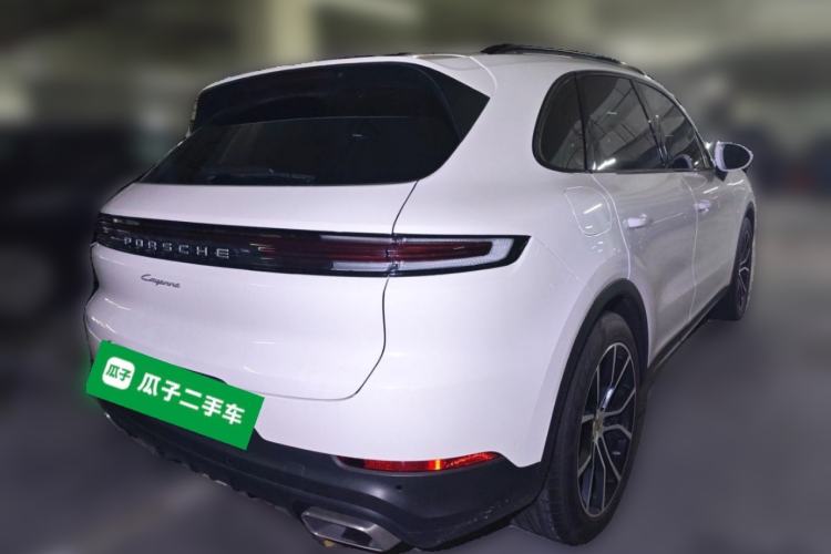 Used Porsche Cayenne 2024 Cayenne 3.0T Rear Right 45 Deg
