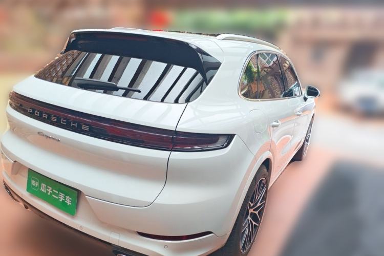 Used Porsche Cayenne 2024 Cayenne 3.0T Rear Right 45 Deg