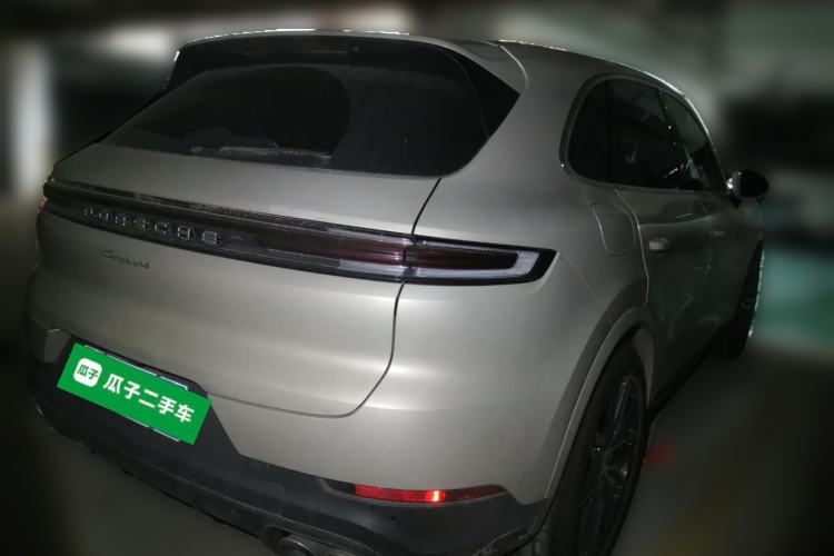Used Porsche Cayenne 2024 Cayenne 3.0T Rear Right 45 Deg