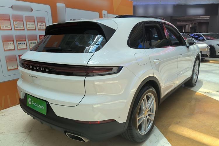 Used Porsche Cayenne 2024 Cayenne 3.0T Rear Right 45 Deg