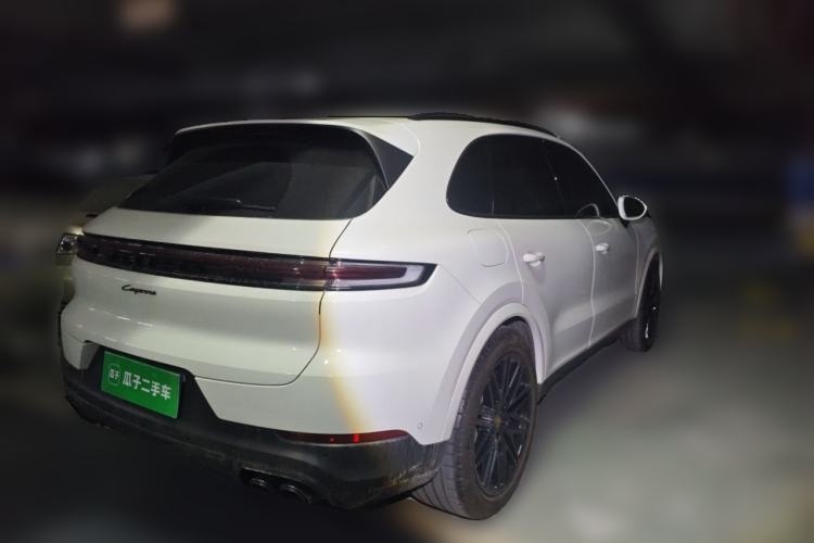 Used Porsche Cayenne 2024 Cayenne 3.0T Rear Right 45 Deg