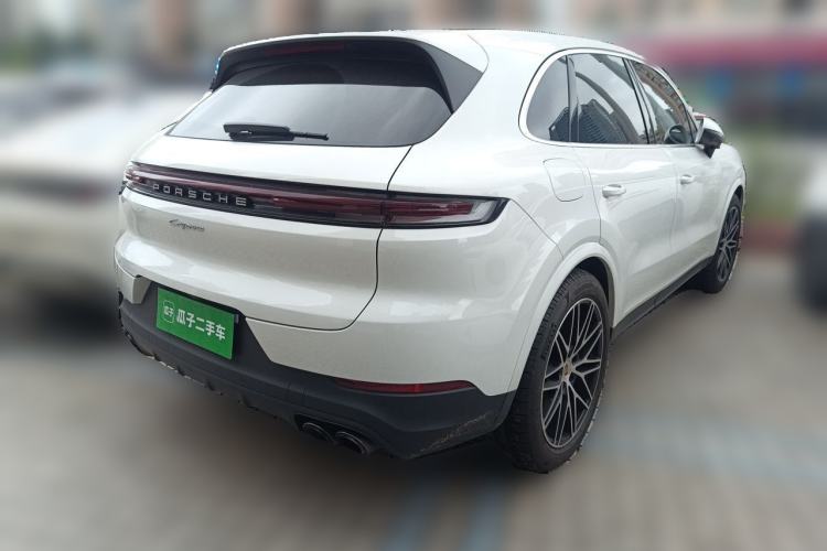 Used Porsche Cayenne 2024 Cayenne 3.0T Rear Right 45 Deg