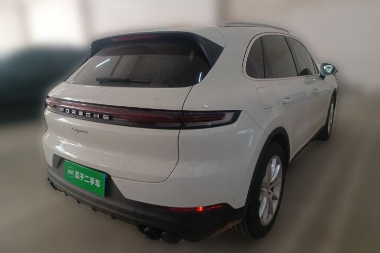 Used Porsche Cayenne 2024 Cayenne 3.0T Rear Right 45 Deg