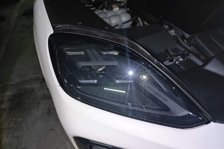 Used Porsche Cayenne 2024 Cayenne 3.0T Right Front Headlight