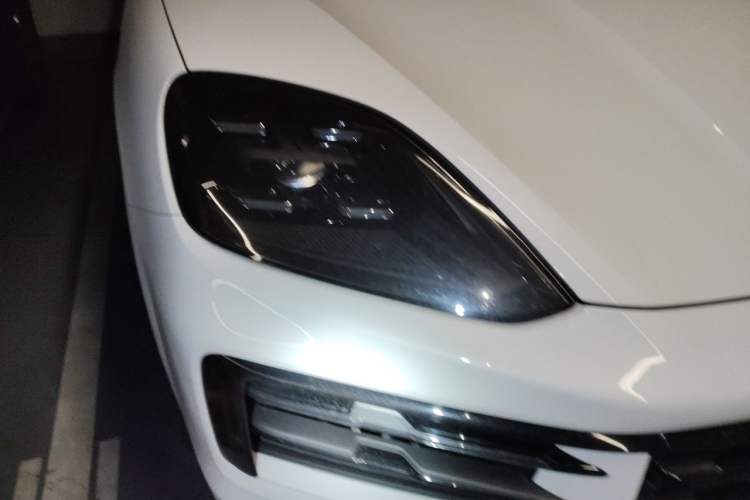 Used Porsche Cayenne 2024 Cayenne 3.0T Right Front Headlight