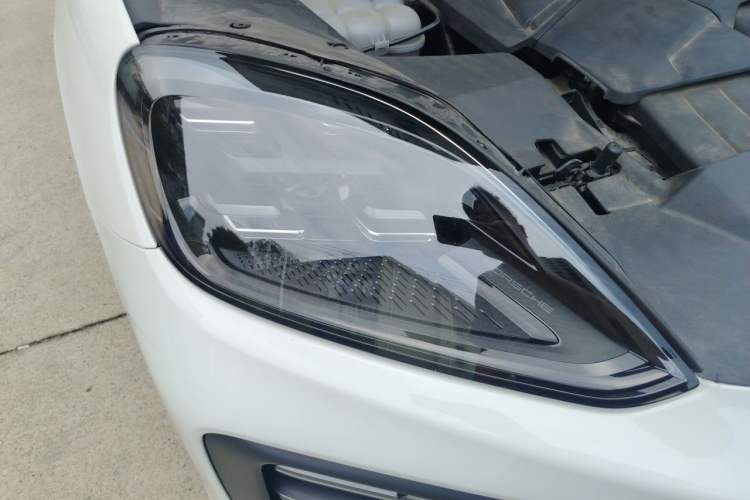 Used Porsche Cayenne 2024 Cayenne 3.0T Right Front Headlight