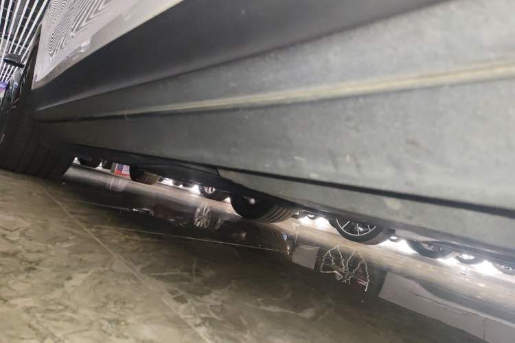 Used Porsche Cayenne 2024 Cayenne 3.0T Right Side Sill