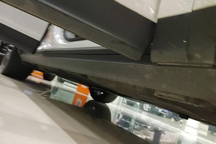 Used Porsche Cayenne 2024 Cayenne 3.0T Right Side Sill
