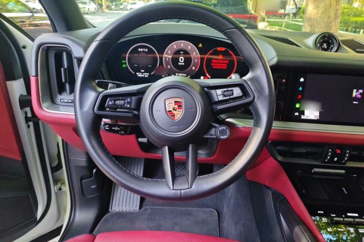 Used Porsche Cayenne 2024 Cayenne 3.0T Steering Wheel