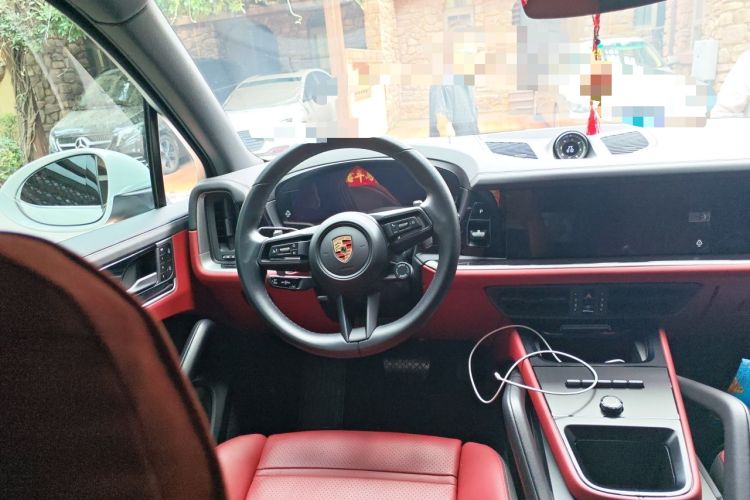 Used Porsche Cayenne 2024 Cayenne 3.0T Steering Wheel