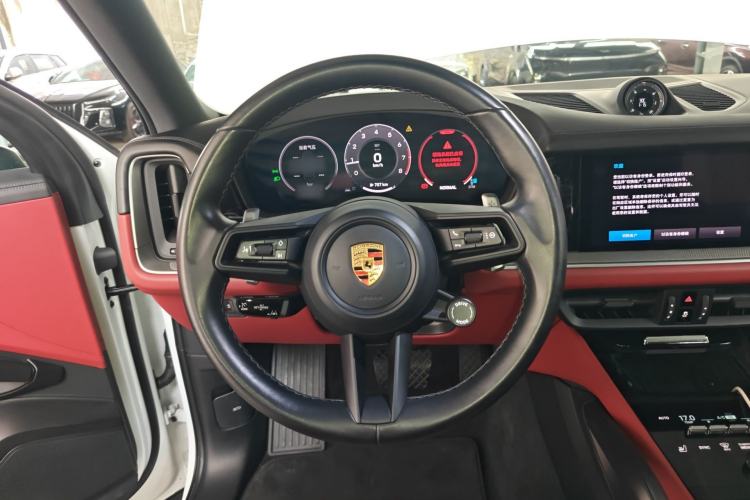 Used Porsche Cayenne 2024 Cayenne 3.0T Steering Wheel