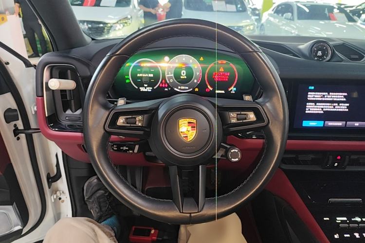 Used Porsche Cayenne 2024 Cayenne 3.0T Steering Wheel