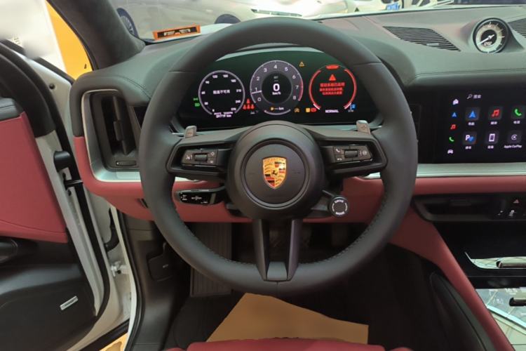 Used Porsche Cayenne 2024 Cayenne 3.0T Steering Wheel