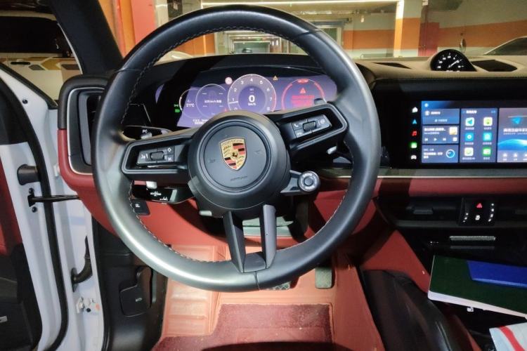 Used Porsche Cayenne 2024 Cayenne 3.0T Steering Wheel