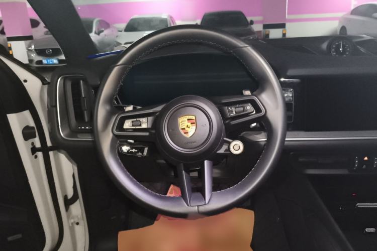 Used Porsche Cayenne 2024 Cayenne 3.0T Steering Wheel