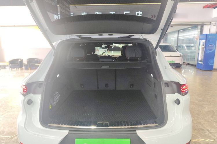 Used Porsche Cayenne 2024 Cayenne 3.0T Trunk