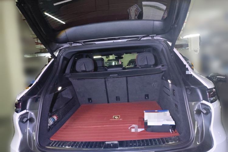 Used Porsche Cayenne 2024 Cayenne 3.0T Trunk