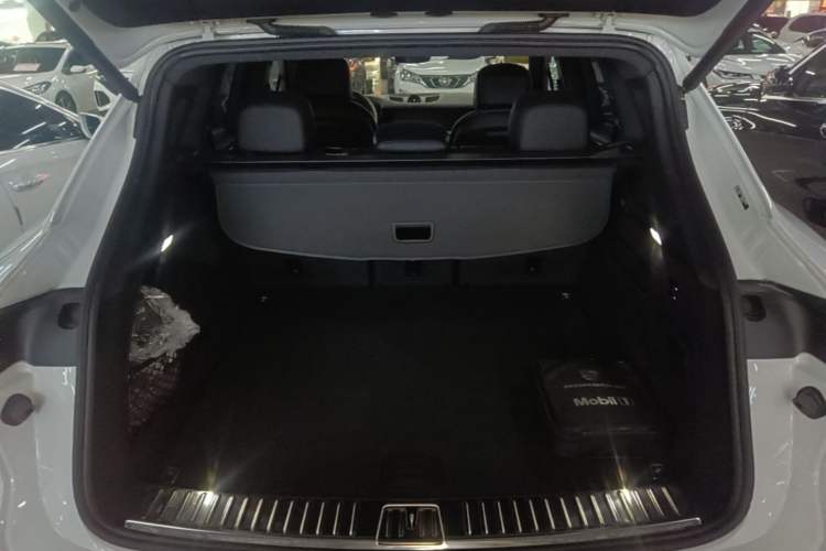 Used Porsche Cayenne 2024 Cayenne 3.0T Trunk