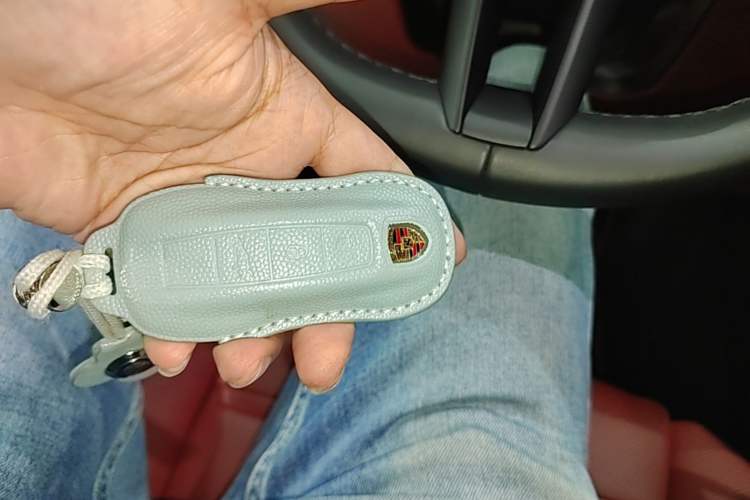 Used Porsche Cayenne 2024 Cayenne 3.0T Vehicle Key
