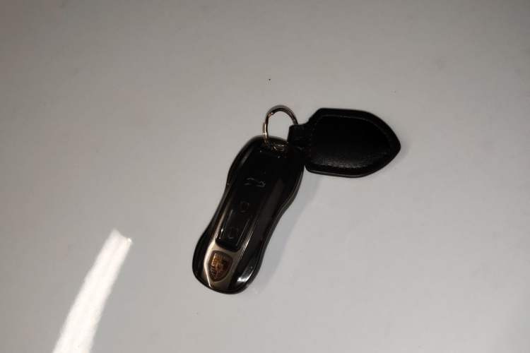 Used Porsche Cayenne 2024 Cayenne 3.0T Vehicle Key