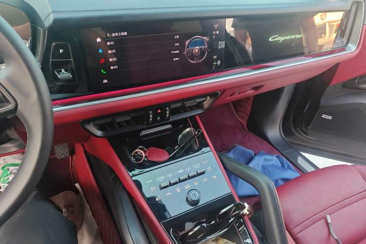 Used Porsche Cayenne 2025 Cayenne 3.0T Dream-Chasing Edition Audio And AC Panel