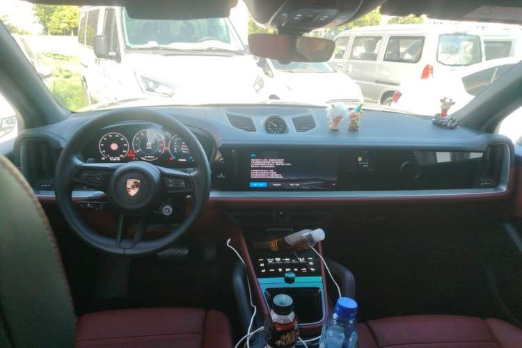 Used Porsche Cayenne 2025 Cayenne 3.0T Dream-Chasing Edition Center Console